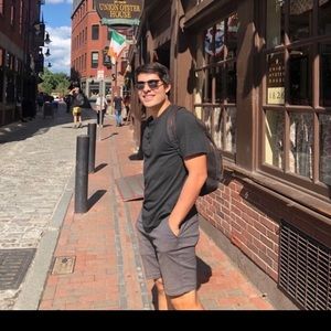 Meet your Posher, Jesse